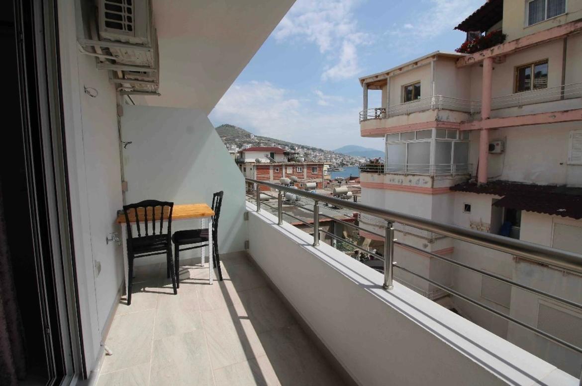 Ersid Apartaments In The Centre Sarandë Exterior foto